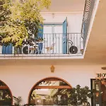Hotel Bell Repos