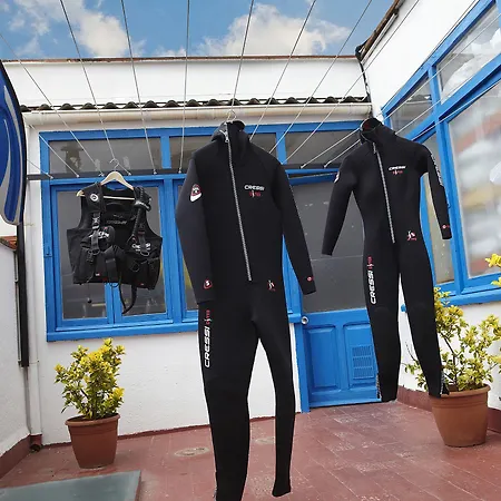 Bell Repos فندق 2*